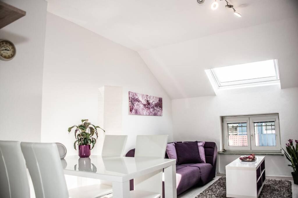 Apartment Pouringraz Fuer Kunst- Und Tennisliebhaber Εξωτερικό φωτογραφία