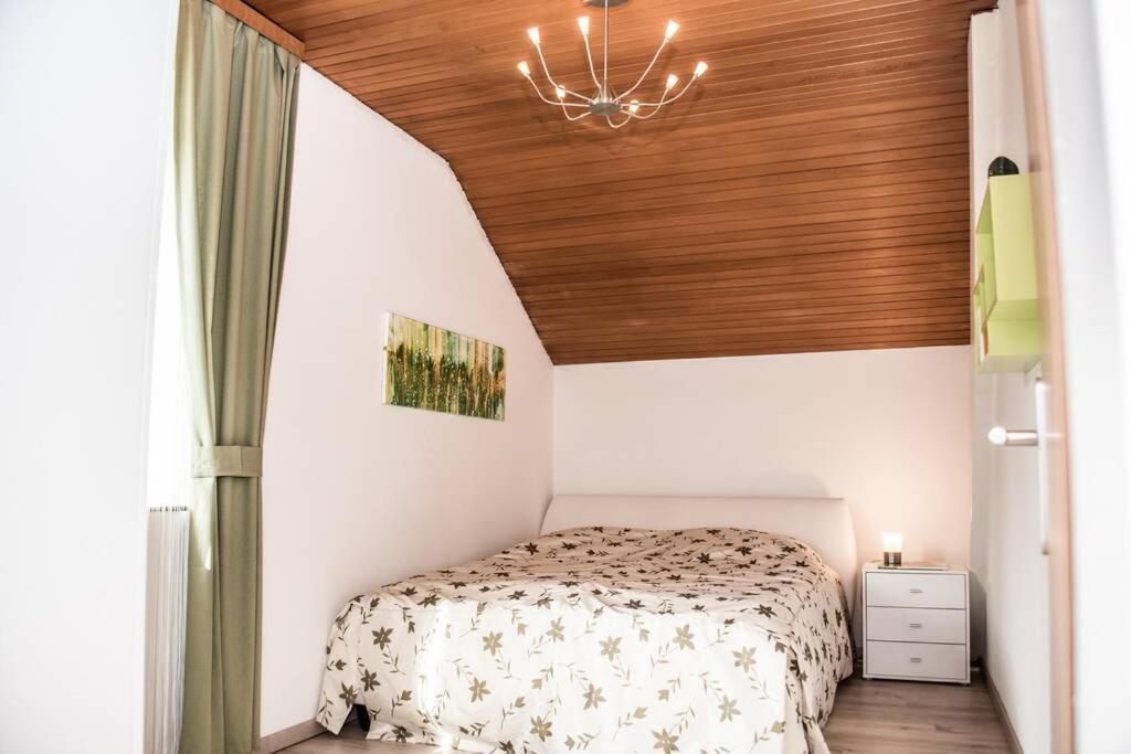 Apartment Pouringraz Fuer Kunst- Und Tennisliebhaber Εξωτερικό φωτογραφία