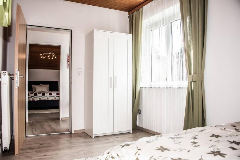 Apartment Pouringraz Fuer Kunst- Und Tennisliebhaber Εξωτερικό φωτογραφία
