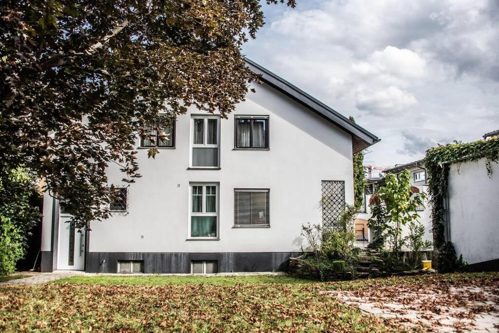 Apartment Pouringraz Fuer Kunst- Und Tennisliebhaber Εξωτερικό φωτογραφία